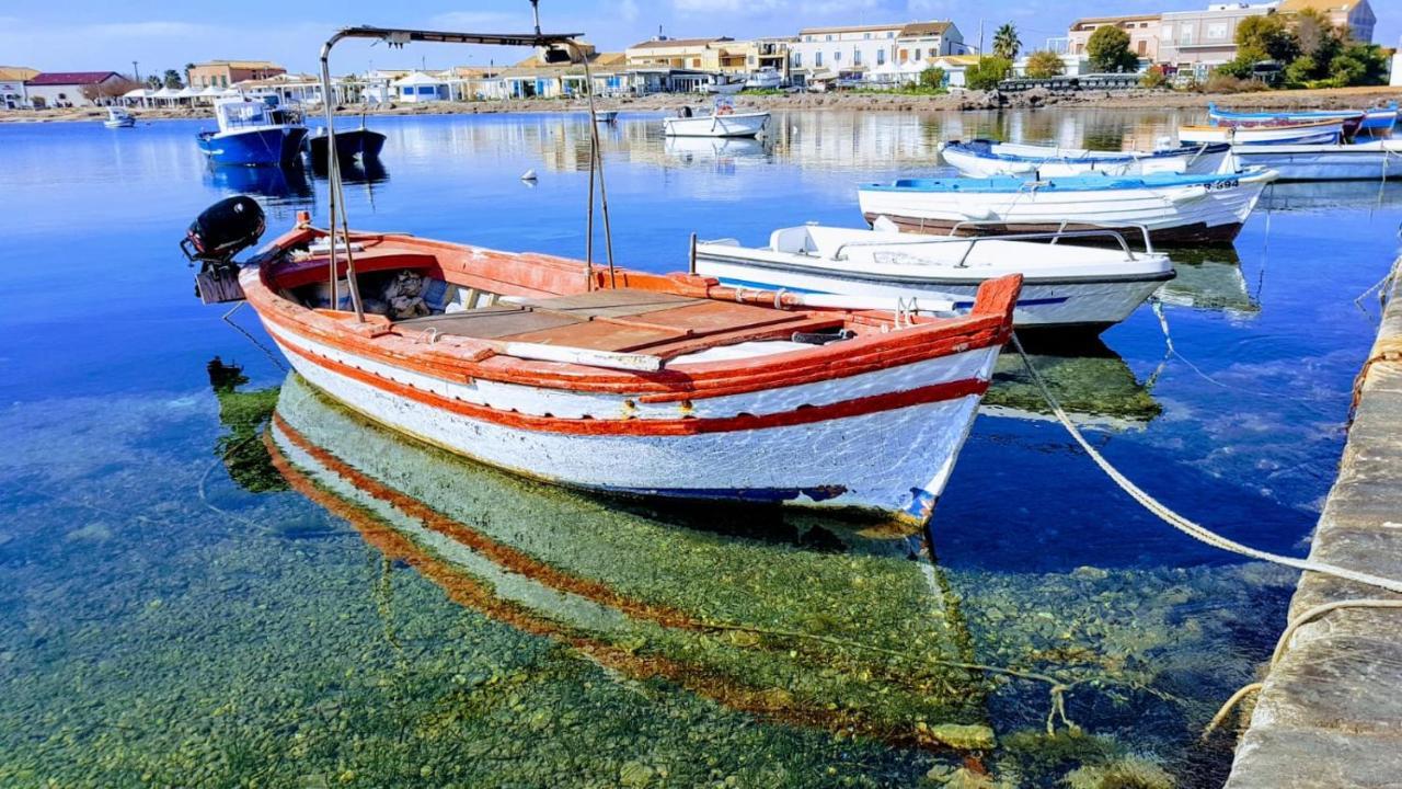 Amareilmare2 Apartment Marzamemi Bagian luar foto